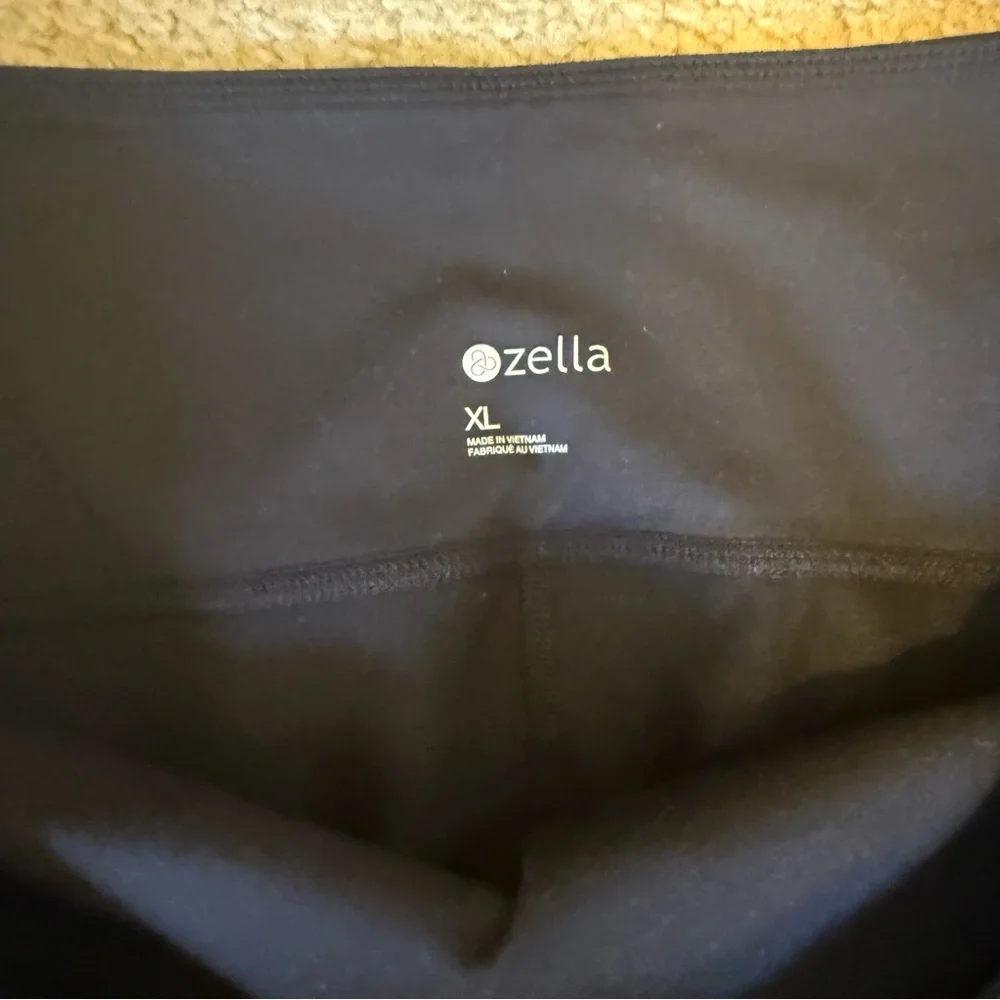 Zella | Woman’s | Live In High Waist Pocket 7/8 Leggings | XL - Picture 6 of 8
